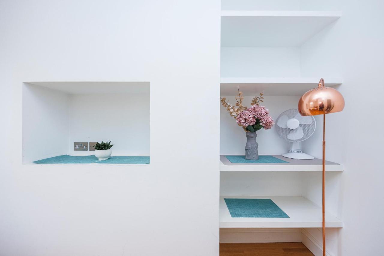 Appartamento One Bedroom Near Russell Square Londra
