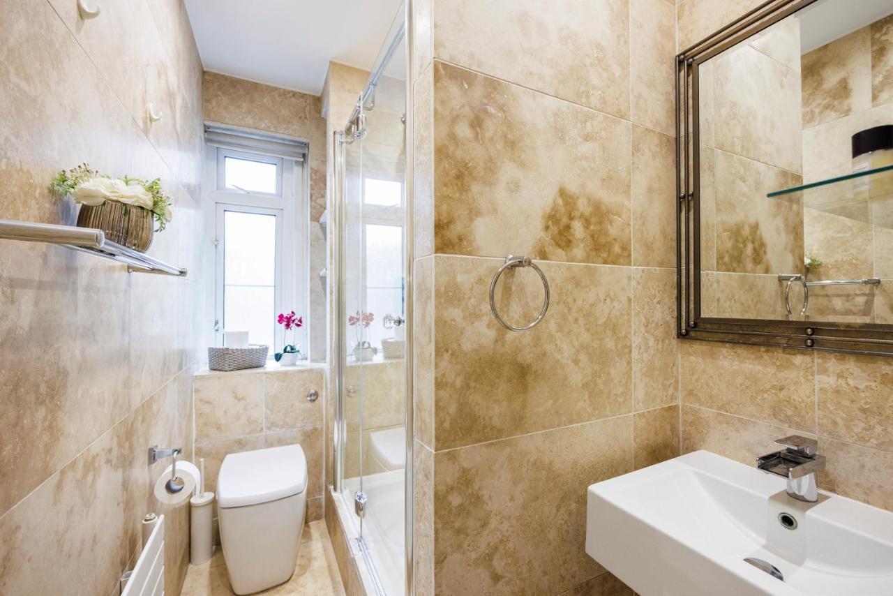 One Bedroom Near Russell Square * Londra